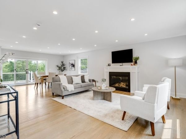 18 University Ave, Chatham, NJ 07928