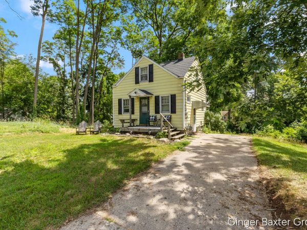 2600 Day Avenue NW, Grand Rapids, MI 49544
