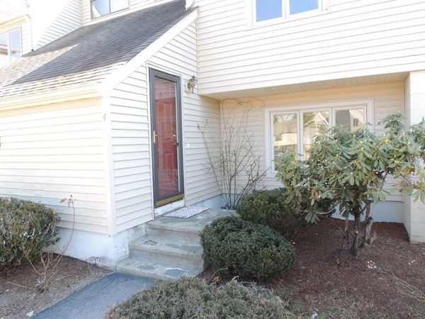 399 Great Rd, Unit 4, Acton, MA 01720