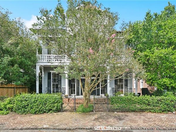 1209 FOURTH Street , Unit 1209, New Orleans, LA 70130