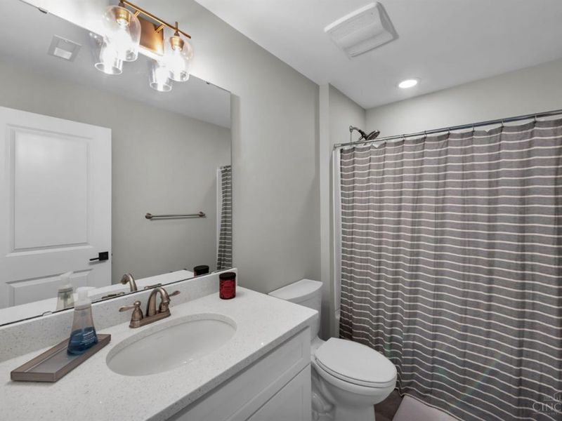 126 Broadway Street, Loveland, OH 45140 Photo 18