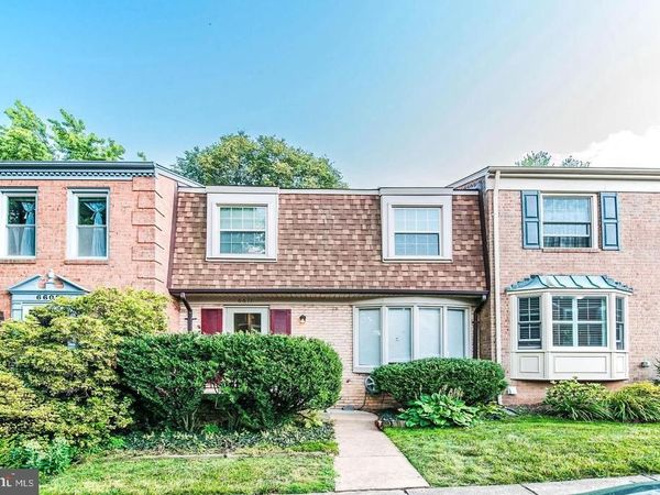 6611 ROSECROFT PLACE, FALLS CHURCH, VA 22043