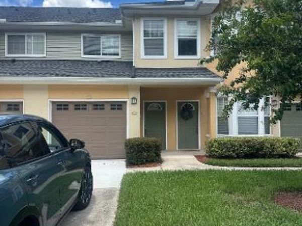 3750 SILVER BLUFF Boulevard, Unit 305, Orange Park, FL 32065