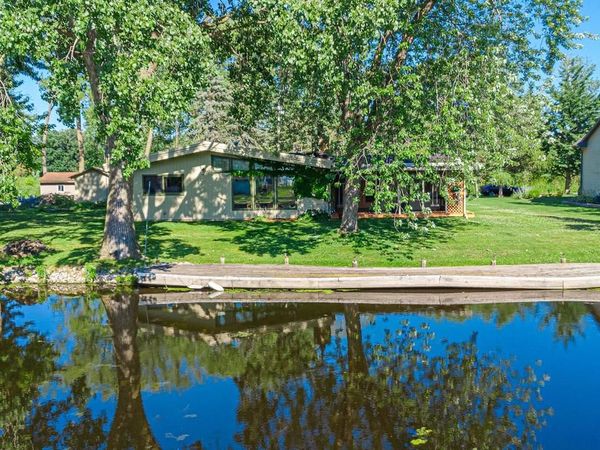 6777 OLEN TRAIL, Winneconne, WI 54986