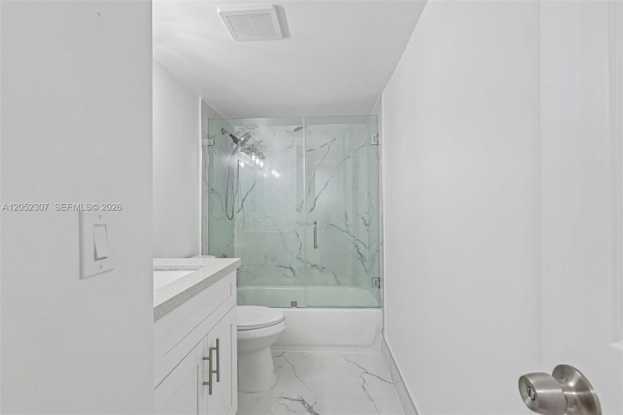 2112 SW 81st Way , Davie, FL 33324 Photo