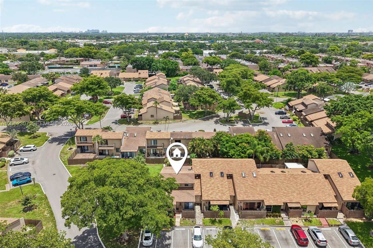 2112 SW 81st Way , Davie, FL 33324 Photo