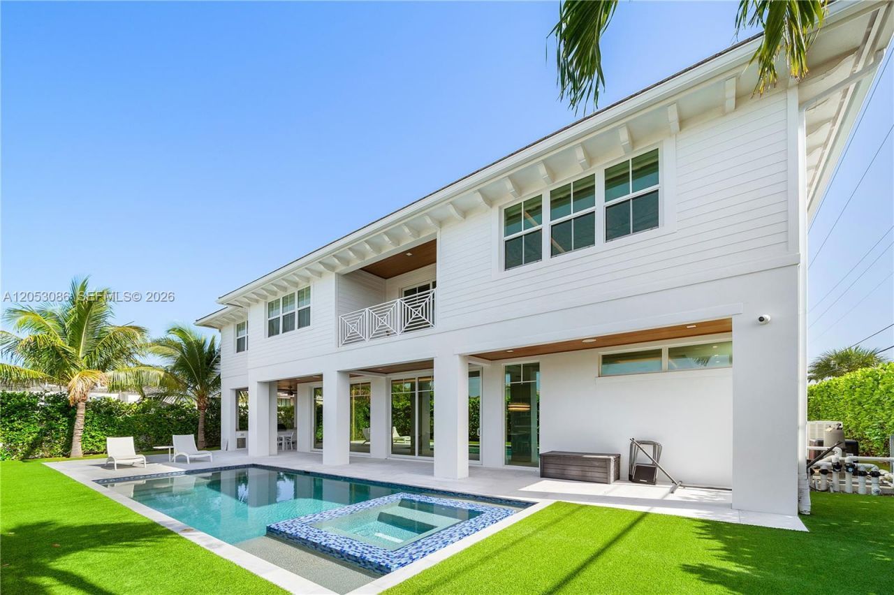 728 Malaga Dr , Boca Raton, FL 33432 Photo