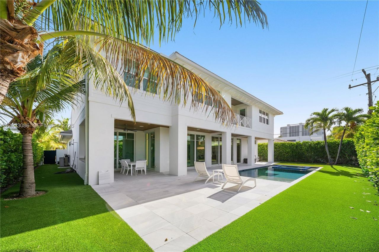 728 Malaga Dr , Boca Raton, FL 33432 Photo