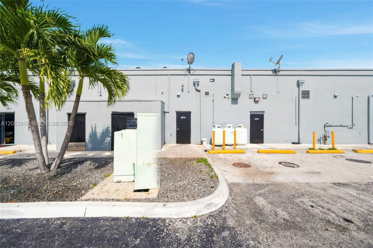 7317 SW 107th Ave, Miami, FL 33173 Photo