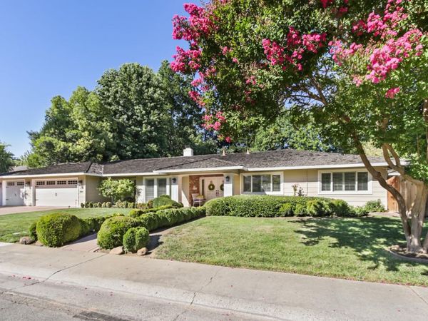 854 Piccadilly Cir, Sacramento, CA 95864