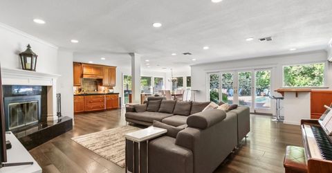 854 Piccadilly Cir, Sacramento, CA 95864 Photo