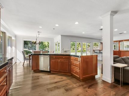 854 Piccadilly Cir, Sacramento, CA 95864 Photo