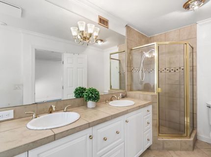 854 Piccadilly Cir, Sacramento, CA 95864 Photo