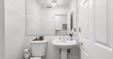 854 Piccadilly Cir, Sacramento, CA 95864 Photo
