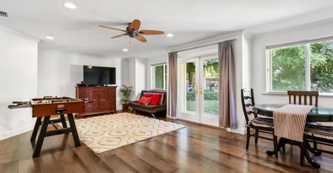 854 Piccadilly Cir, Sacramento, CA 95864 Photo