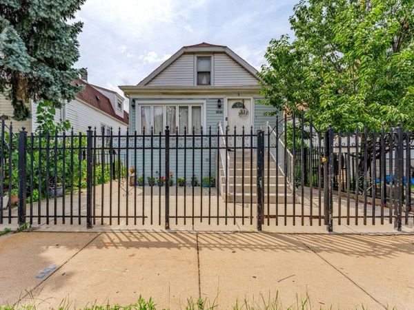 5730 S Washtenaw Avenue , Chicago, IL 60629