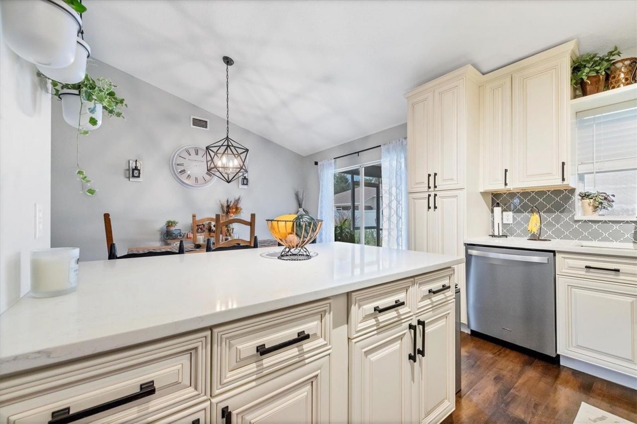 4624 73rd Street E, Bradenton, FL 34203 Photo
