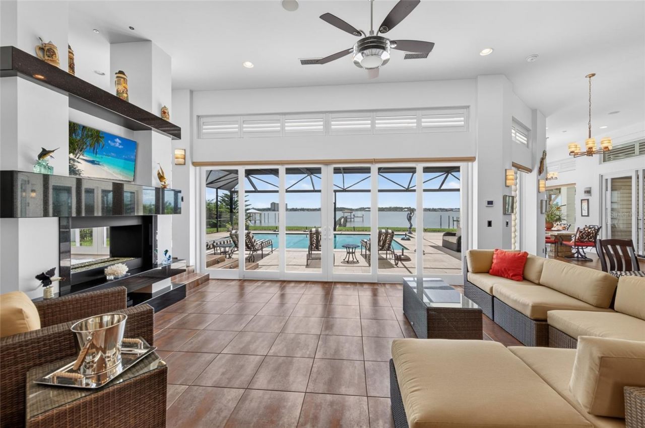 3020 S Peninsula Drive, Daytona Beach Shores, FL 32118 Photo
