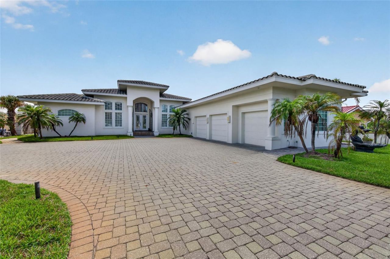 3020 S Peninsula Drive, Daytona Beach Shores, FL 32118 Photo