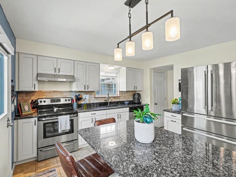 4219 Schenck Avenue, Deer Park, OH 45236 Photo 9