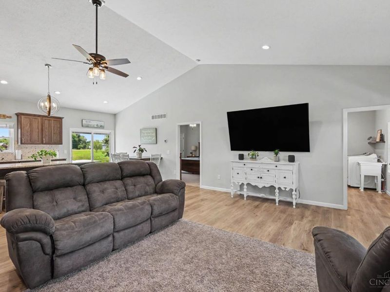 119 Hogan Drive, Sardinia, OH 45171 Photo 4