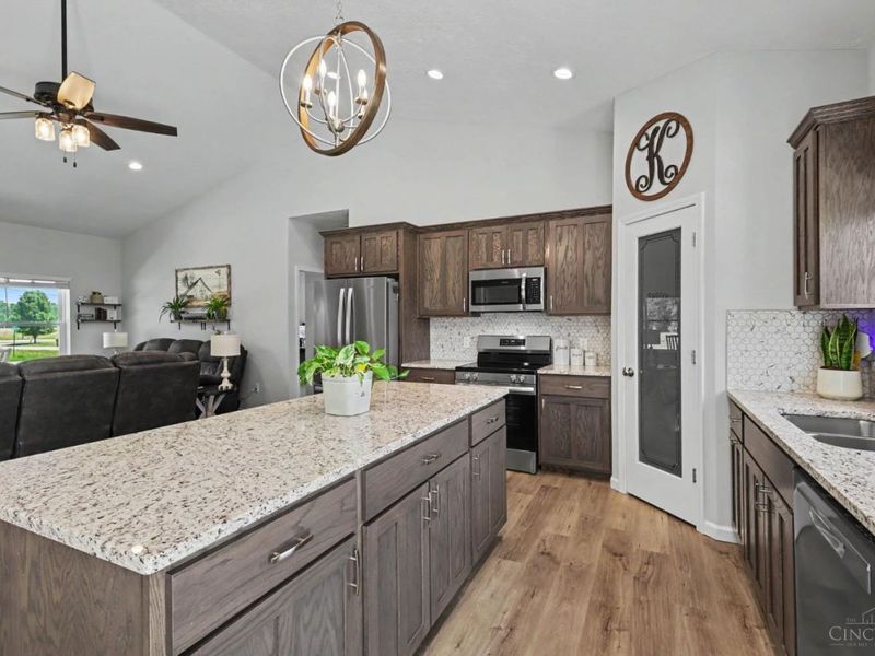 119 Hogan Drive, Sardinia, OH 45171 Photo 7