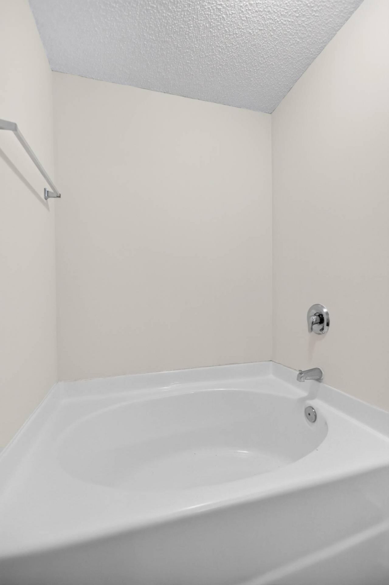 7939 Vermont Road Photo 21