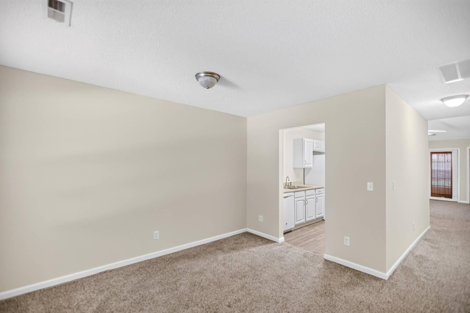 7939 Vermont Road Photo 7