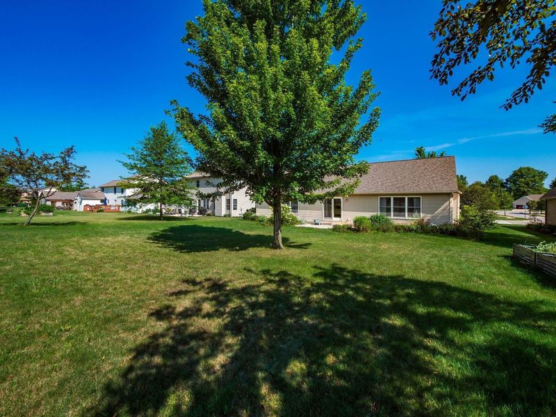 1453 Hickory Gate Drive, Marysville, OH 43040 Photo 34