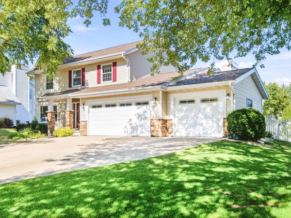 412 Bonnie Road, Cottage Grove, WI 53527