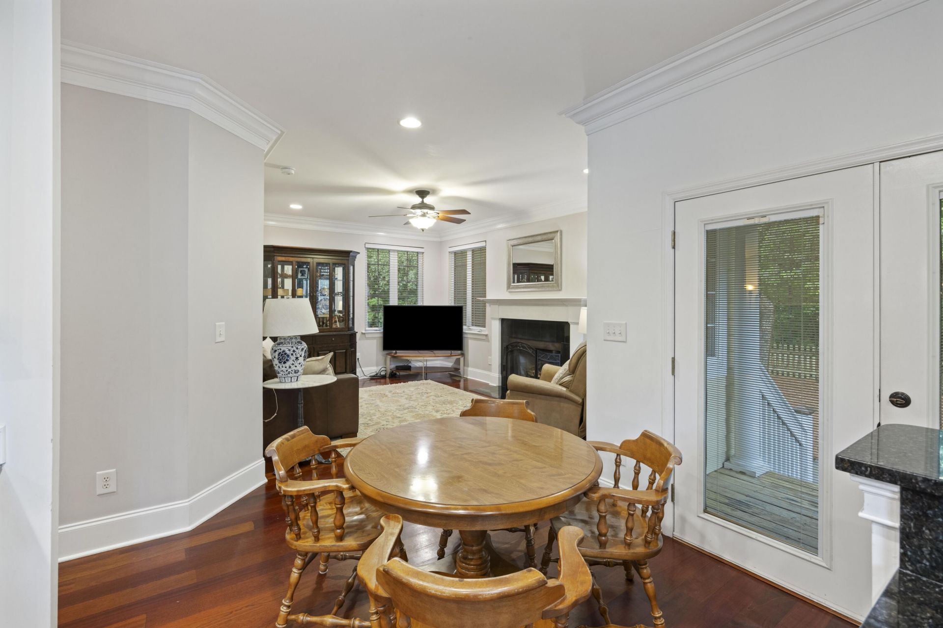 1005 Island Crossing Drive Photo 15