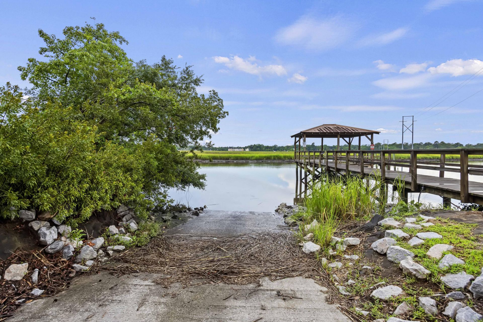 1005 Island Crossing Drive Photo 33