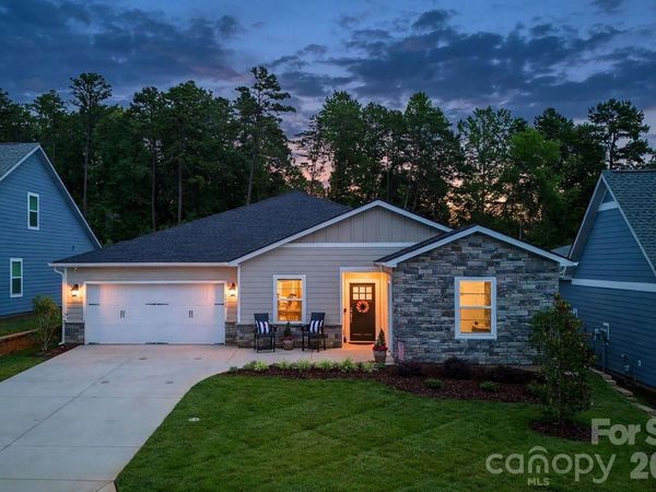 5635 Caneel Lane , Denver, NC 28037