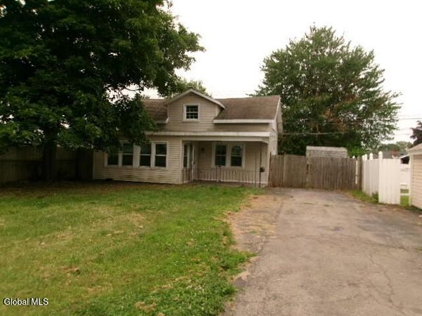 78 Oakdale Avenue, Schenectady, NY 12306