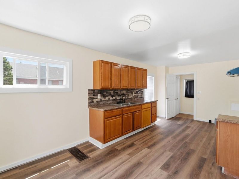 2015 Clifton Avenue , Springfield, OH 45505 Photo 10