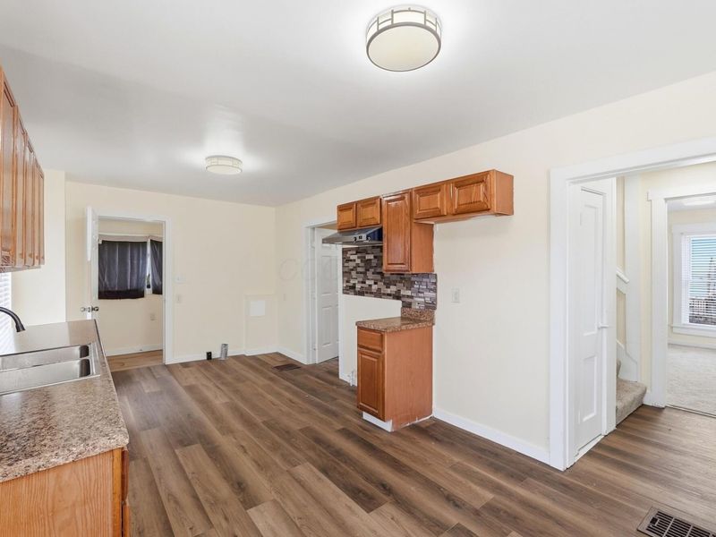 2015 Clifton Avenue , Springfield, OH 45505 Photo 11