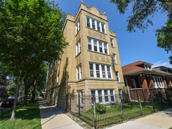 3104 W Argyle Street , Unit 1, Chicago, IL 60625