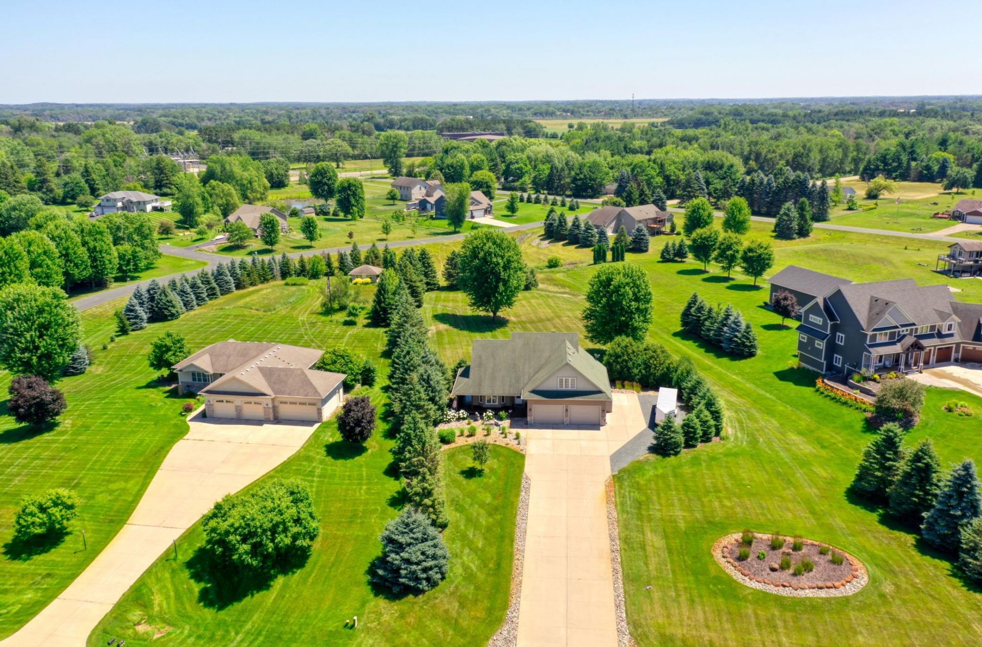 25157 Firefly Avenue , Wyoming, MN 55092