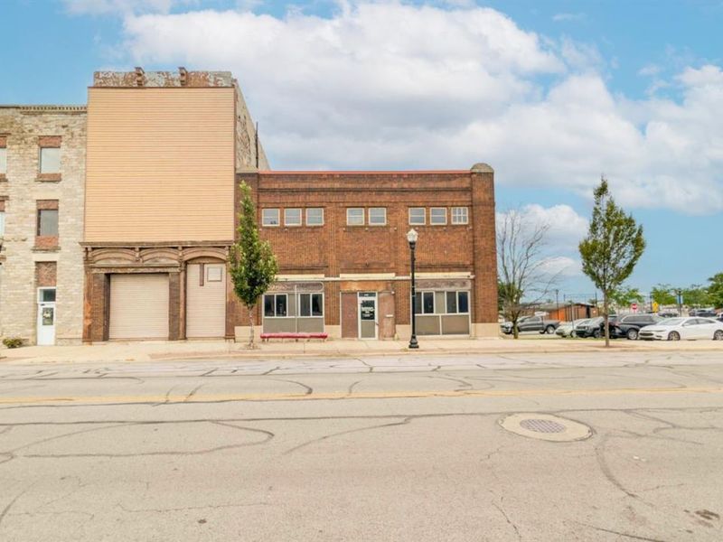301 W Water Street, Sandusky, OH 44870 Photo 5