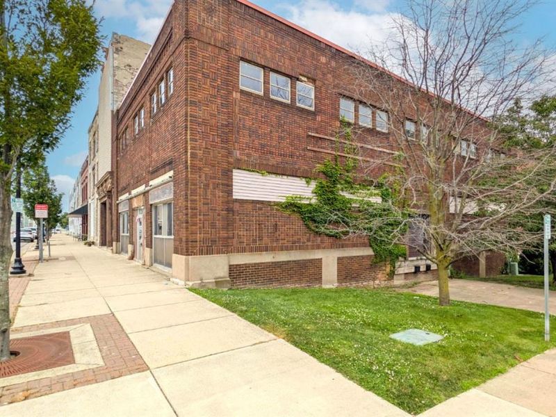 301 W Water Street, Sandusky, OH 44870 Photo 6