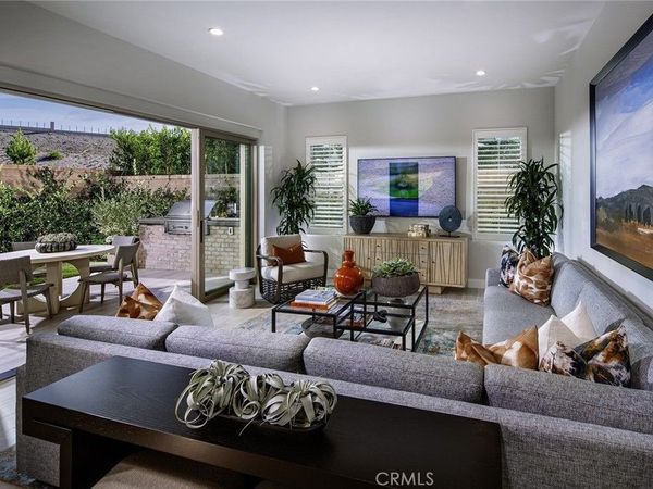 214 Maricopa, Irvine, CA 92618