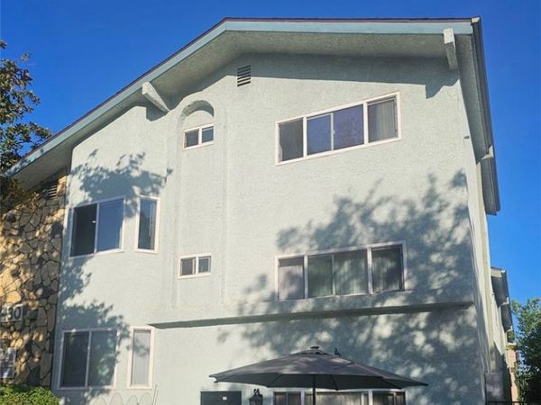 430 E Valencia Avenue , Unit D, Burbank, CA 91501