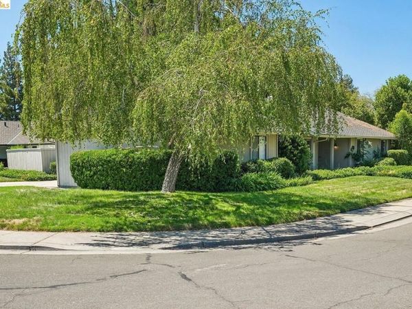 3768 Wood Duck CIR, Stockton, CA 95207