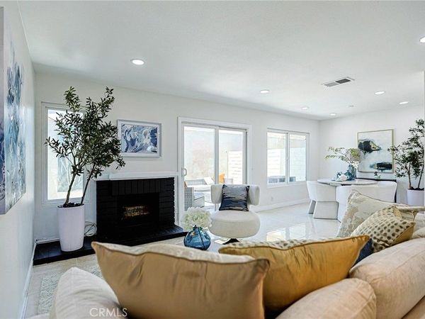 8 Fuchsia, Irvine, CA 92604