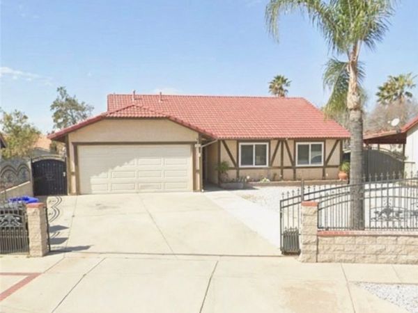 8934 Sultana , Fontana, CA 92335
