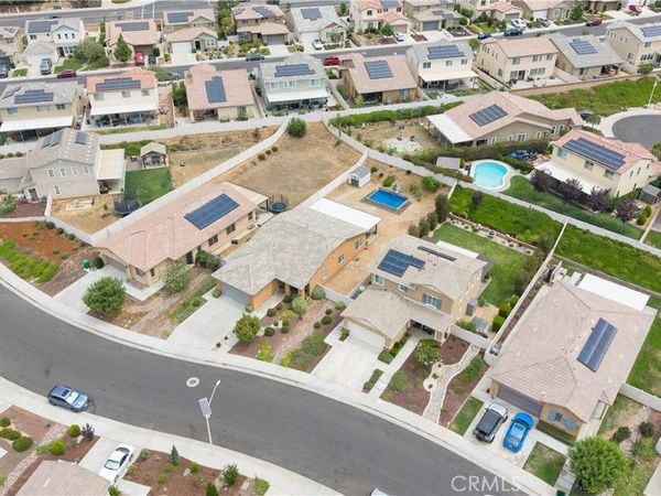 1572 Triton, Beaumont, CA 92223