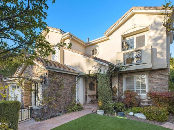 307 Briar Bluff Circle, Thousand Oaks, CA 91360