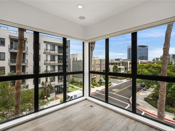 402 Rockefeller , Unit 315, Irvine, CA 92612