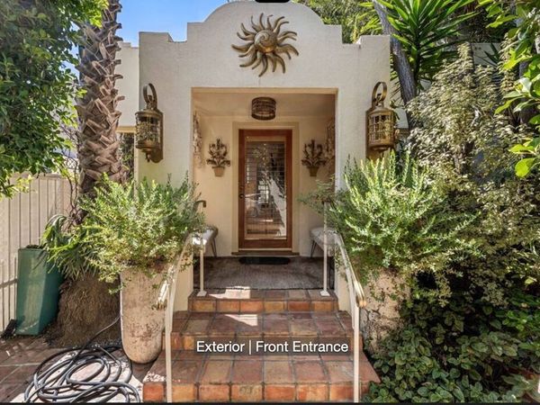 9060 Harland Avenue, West Hollywood, CA 90069