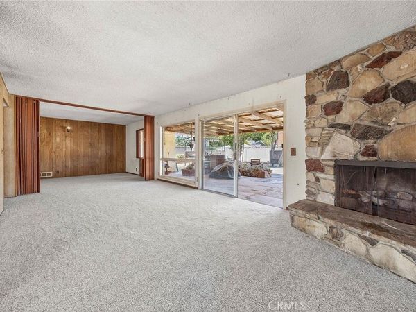 8425 Saturn , Buena Park, CA 90620